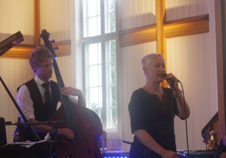 Sondre Meisfjord og Live Maria Roggen i Come Shine ga publikum en minneverdig forestilling.