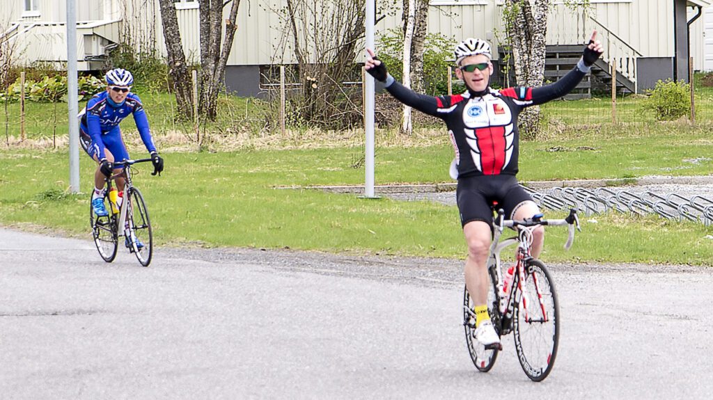 I aller første utgave av Sørfjorden Rundt seiret Bjørn Einar Nesengmo.