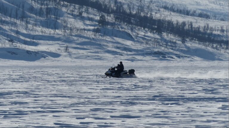 Scooterløypene i Hattfjelldal blir liggende brakk til den nye loven er på plass. (Illustrasjonsfoto)