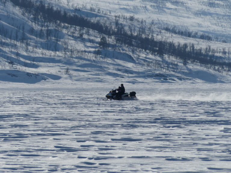 Nå er ti alternative skuterløyper ute til høring. (Illustrasjonsbilde)