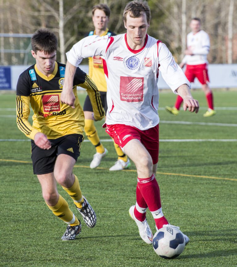 Eirik Flostrand holdt huskestue med Stålkameratene i gårdagens kamp. Med fire mål totalt,  hattrick på et lite kvarter og ikke minst: Årets mål - i verden, ifølge Korgens trener. Bildet er fra vårkampen i Korgen.