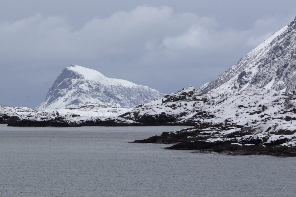 Mange frykter konsekvensene ved eventuell oljeboring i nærheten av Lofoten. Nå har årsmøtet i Nordland Ap besluttet å gå inn for en konsekvensutredning.