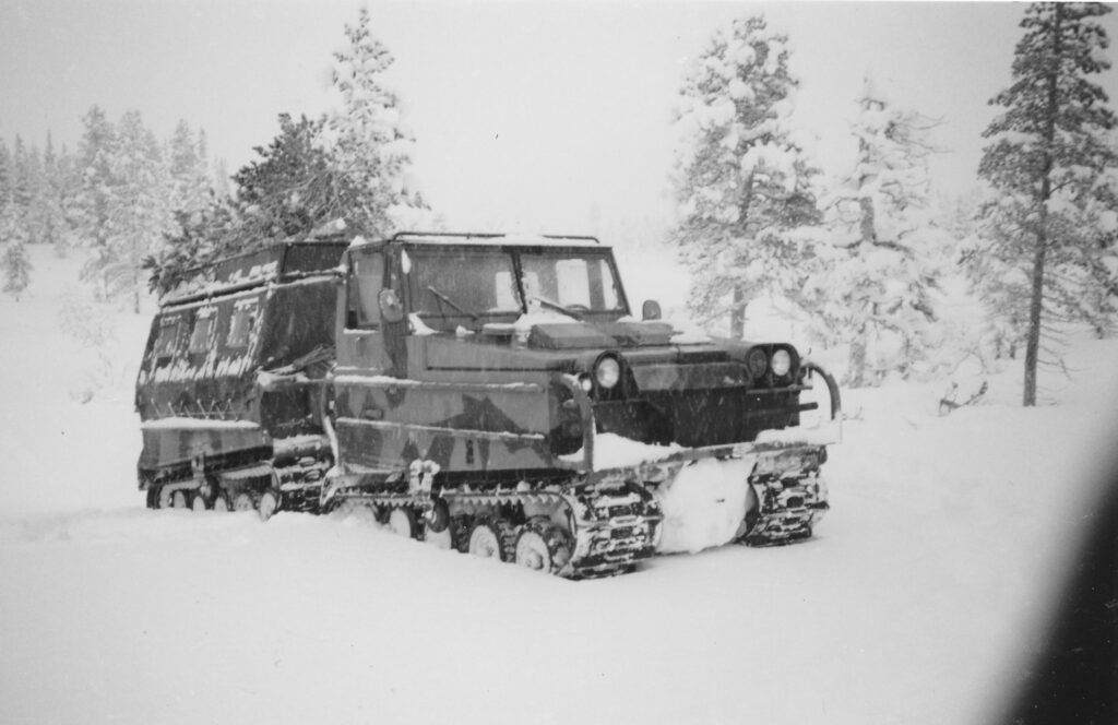 Dette kjøretøyet egnet seg godt til henting av juletrær dyp og laus nysnø.