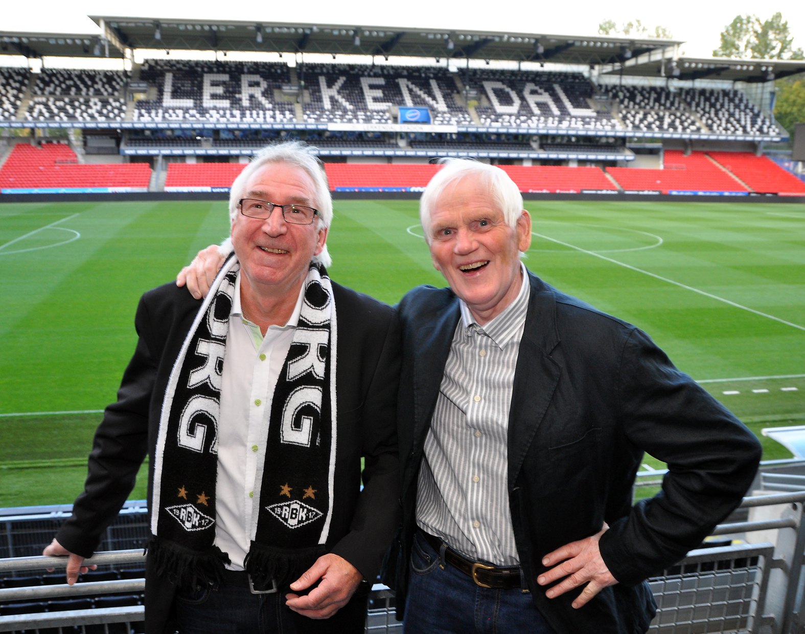 Jan Martin Johnsen (til venstre) har hatt stort engasjement for Rosenborg ballklubb i over 40 år. Han har to klubber han følger i tykt og tynt, og det er Hemnes IL og Rosenborg. Torbjørn Skjæran er også ivrig Rosenborg-patriot.