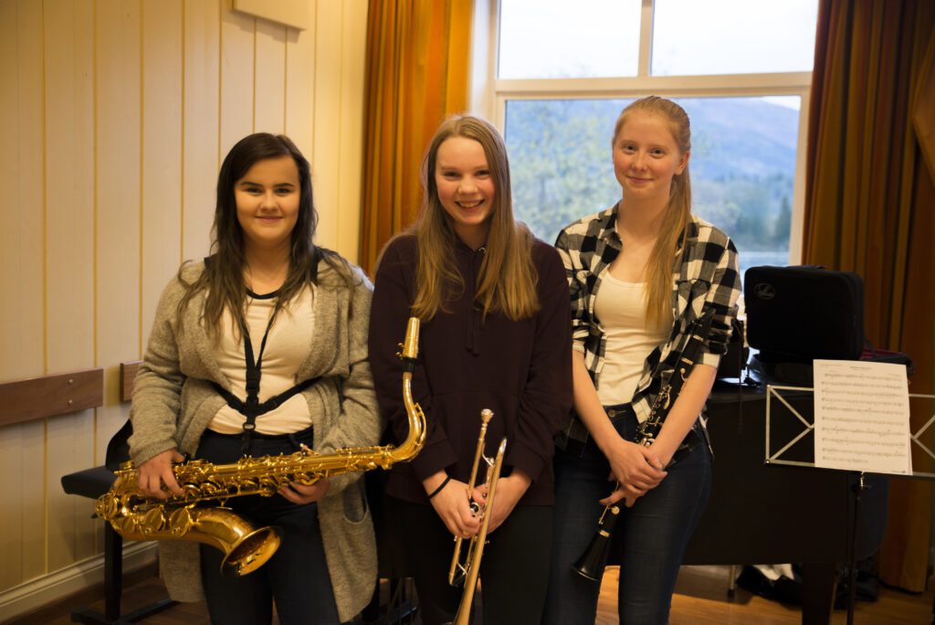 Jenny Elisabeth Falmår, Therese Oldernes og Ellen Fjelldal Lien.