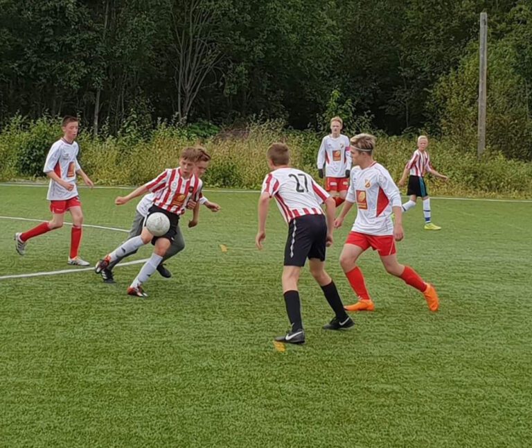 Det ble mye godt spill fra begge fra begge lag. Like etter 2. omgang startet vartet Korgens keeper