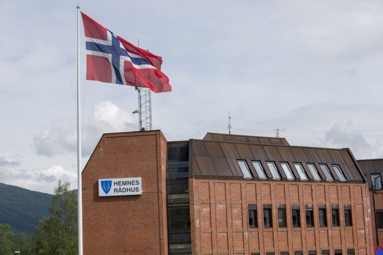 Inntektsforskjellene mellom de ulike tettstedene har blitt mindre