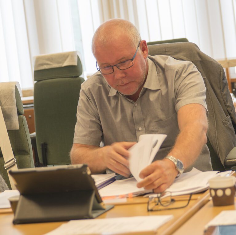 Rådmann Amund Eriksen lover at ingen skal bli husløse