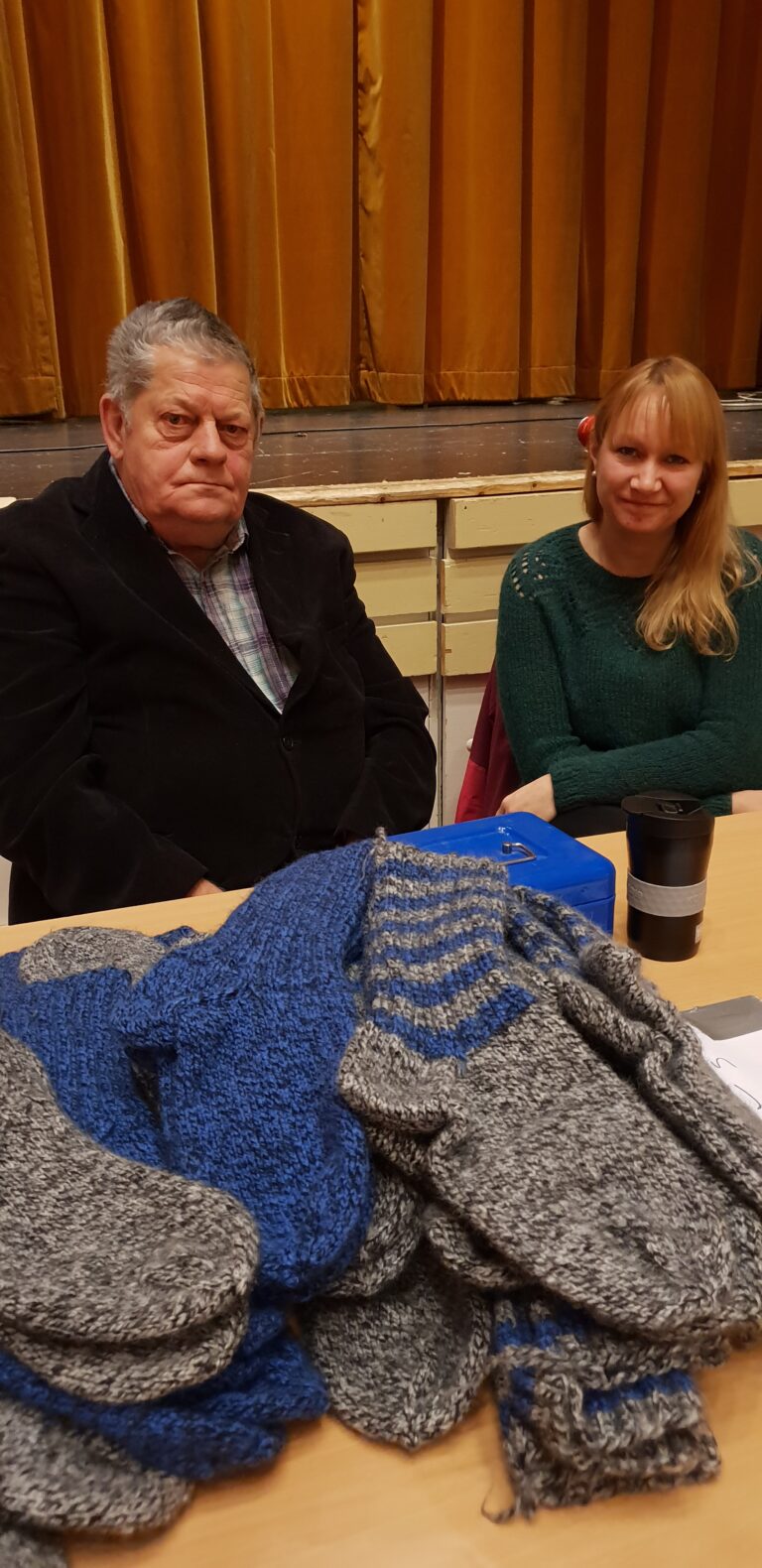 Jørgen Lillemo er 72 år og har strikket sokker siden han var i 20-årene. Det blir mange sokker det!