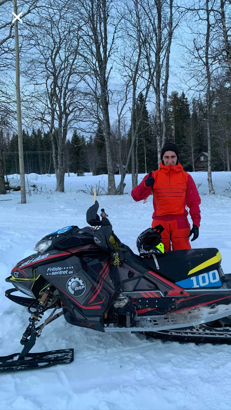 Markus Ånonli er fornøyd med plasseringen i Europas største skutercrosstevne.