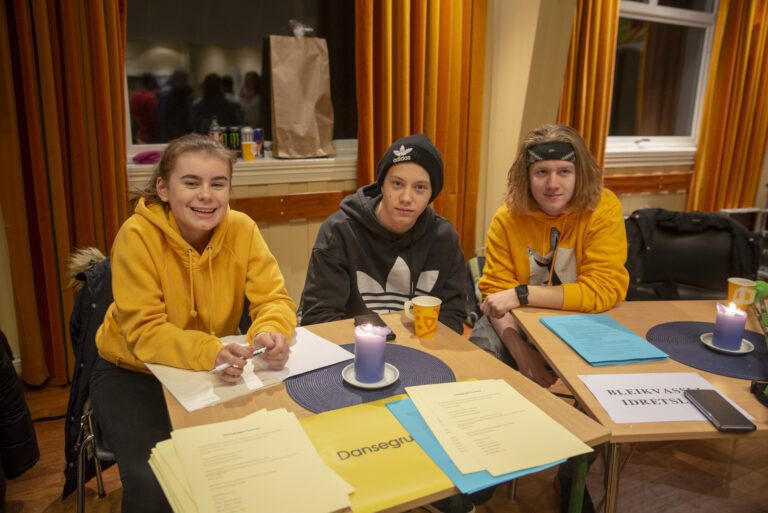 Kristine Petersen-Øverleir, Sigurd Pedersen Herstad og Håkon Kristian Nerleir er blant instruktørene til den nye dansegruppa Footstep.