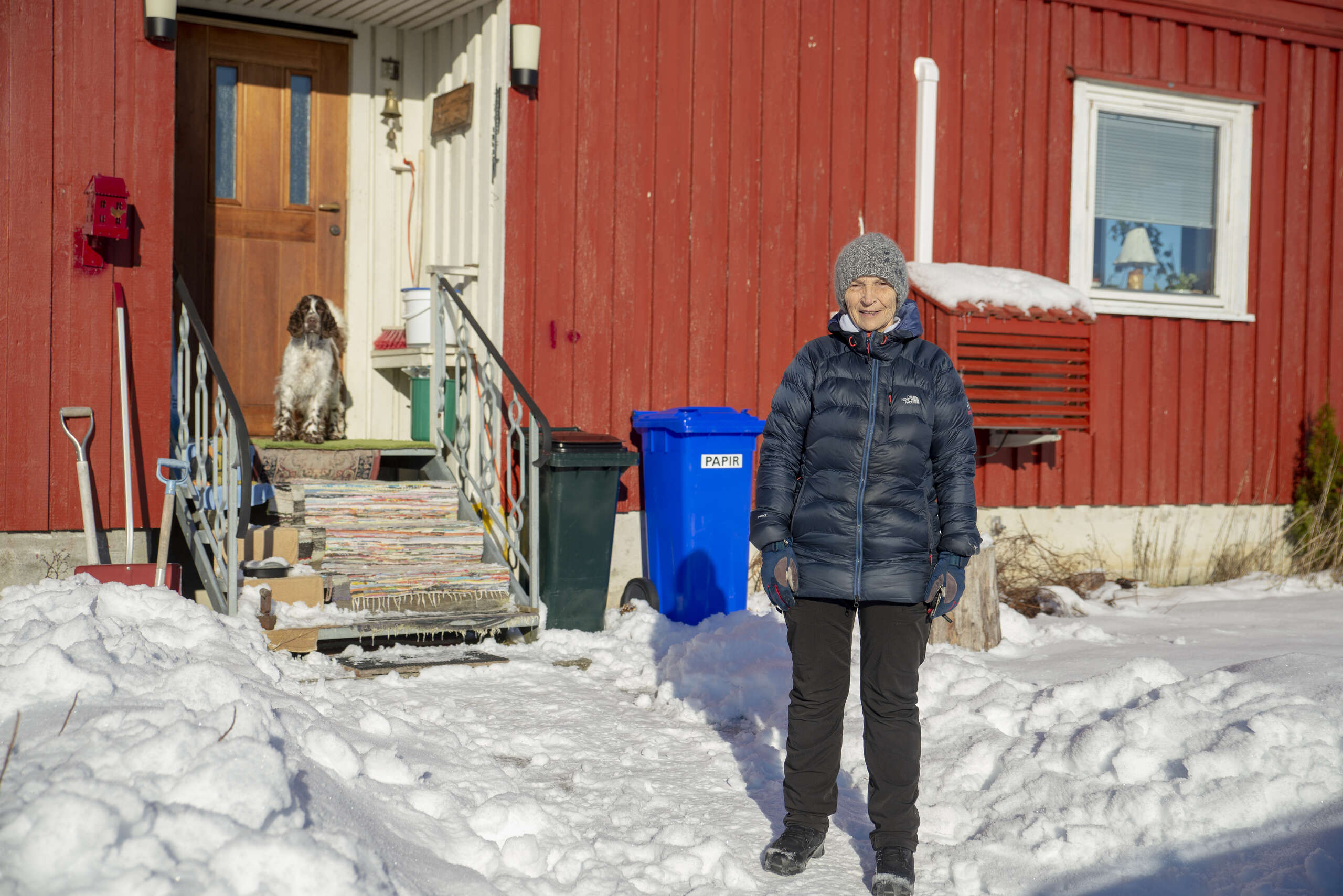 I tillegg til å ordne med sitt eget hus, hjelper Gunn Berit Trongmo til hos naboene når behovet melder seg.