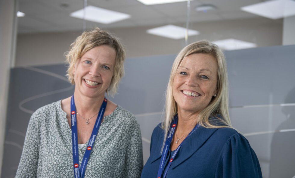 Finansdirektør Anne Ekroll og administrerende direktør Hanne Nordgaard i Sparebank1 Helgeland.
